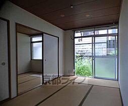 居間
