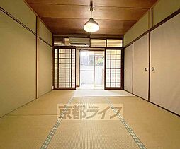 居間