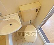 丸い形がカワ（・・・）イイ 洗面台です。