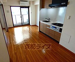 タカロク　エデン 5-B 5階1LDKのリビング/ダイニング