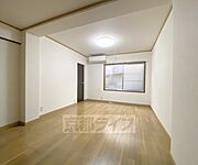 落ち着いた雰囲気のお部屋です
