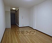 落ち着いた雰囲気のお部屋です