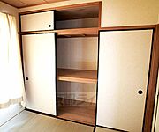 大きめの収納も完備されています・