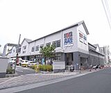 京都生活協同組合 コープ桃山まで149m ジムが2階に