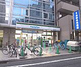 ファミリーマート綾小路室町店まで171m 四条烏丸スグです