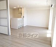 6．07帖の洋室。