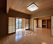 ひろびろとした居室です。ゆったりくつろげますね。