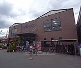 ディオハウス 西ノ京店まで747m 西大路御池を北へ上がったところにございます。駐車場も有り