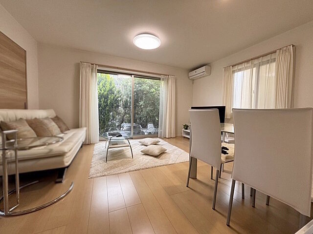 リビング/ダイニング 練馬区大泉学園町4丁目