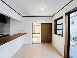 居間