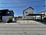 道路は6ｍほどになると駐車の際の停めやすさがかなり違ってきます。 