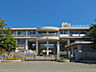 周辺：鴻巣市立赤見台中学校（190m）