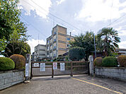 久喜市立久喜小学校（1290m）