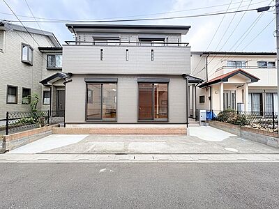 外観:日進駅徒歩7分。宮原駅も徒歩12分と、思い切ってマイカーを1台に減らすのもアリかも。 外観:日進駅徒歩7分。宮原駅も徒歩12分と、思い切ってマイカーを1台に減らすのもアリかも。