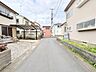 外観：前面道路。