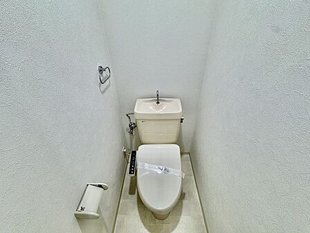清潔好きには欠かせないウォシュレット機能付き。
