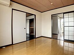 居間