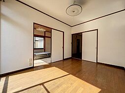居間