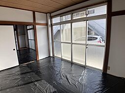 居間