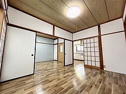 居間