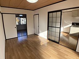 居間