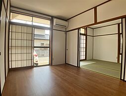 居間