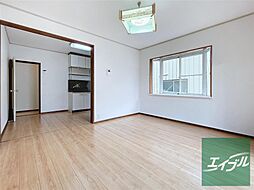 居間