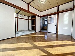 居間