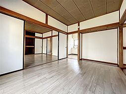 居間