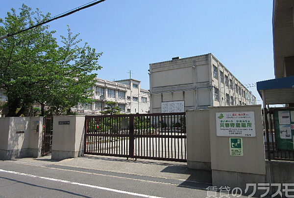 画像22:大阪市立十三中学校 200m