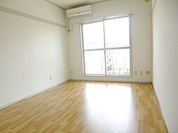 ルミニコスモス 2階ワンルームのリビング/ダイニング