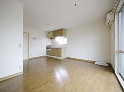 メイプルハイツ 1階2LDKのリビング/ダイニング