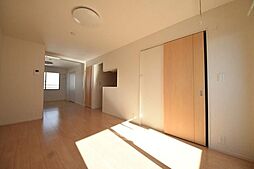 カーサ　デ　アドベ 1階1SKのリビング/ダイニング