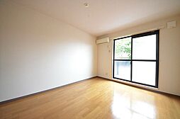 プラウディア 1階1Kのリビング/ダイニング