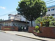 日野市立大坂上中学校 徒歩41分。中学校 3260m