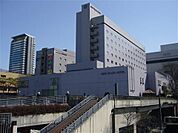 京王ホテルプラザ 619m