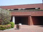 日野市立市政図書室 366m