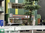 セブン-イレブン 世田谷上馬4丁目店 徒歩3分。 210m