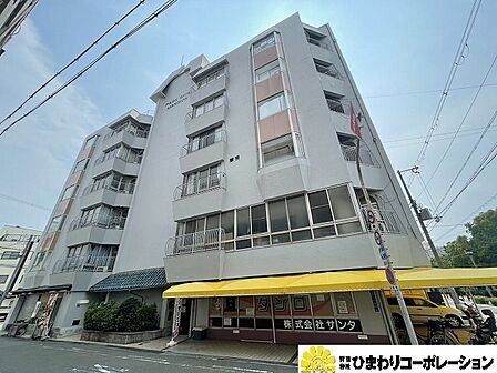 スーパー近く、駅まで徒歩5分と好立地！