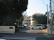 葛飾中学校（638m）