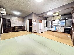 居間