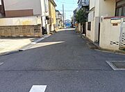 東側公道約4.5m