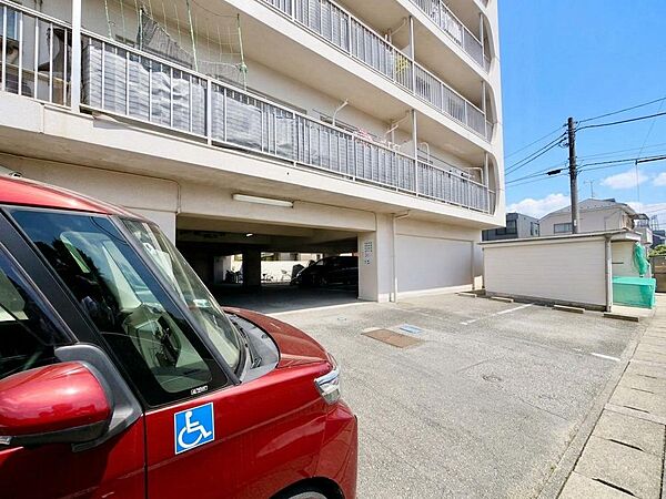 駐車場を拡大表示