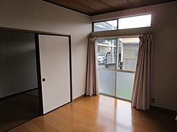 居間