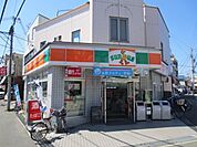 ファミリーマート曽根西町店 361m