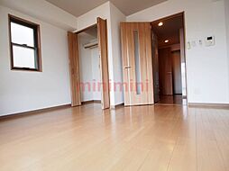 コクリコ富田 4階1Kのリビング/ダイニング