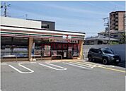 セブンイレブン吹田泉町2丁目店 430m