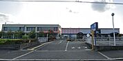 阪急オアシス高槻川西店 984m