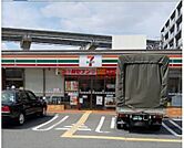セブンイレブン摂津東一津屋店 575m