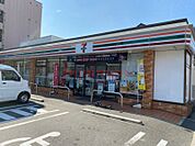 セブンイレブン吹田元町店 589m